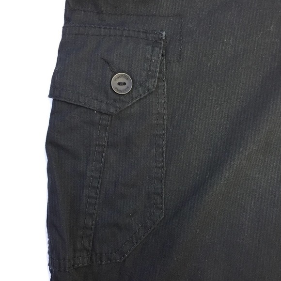 Men’s Machine Black Cargo Shorts Size 28 - Picture 3 of 4